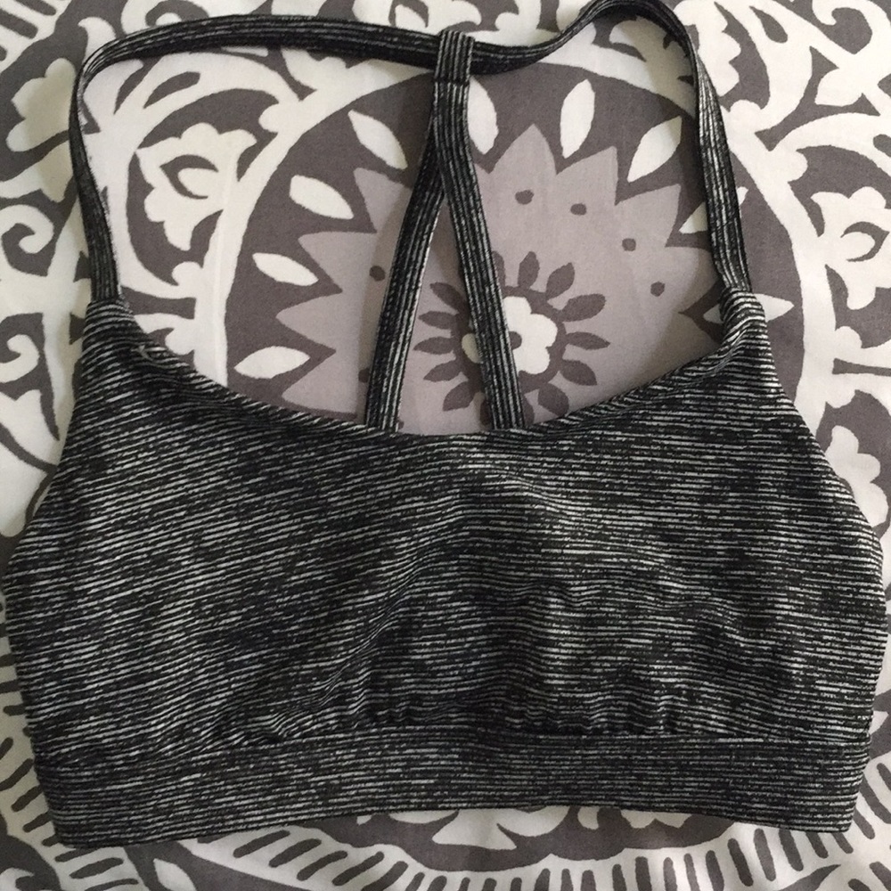 sports bra